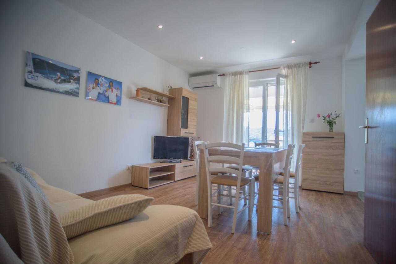 Apartman Marenic Cres Extérieur photo